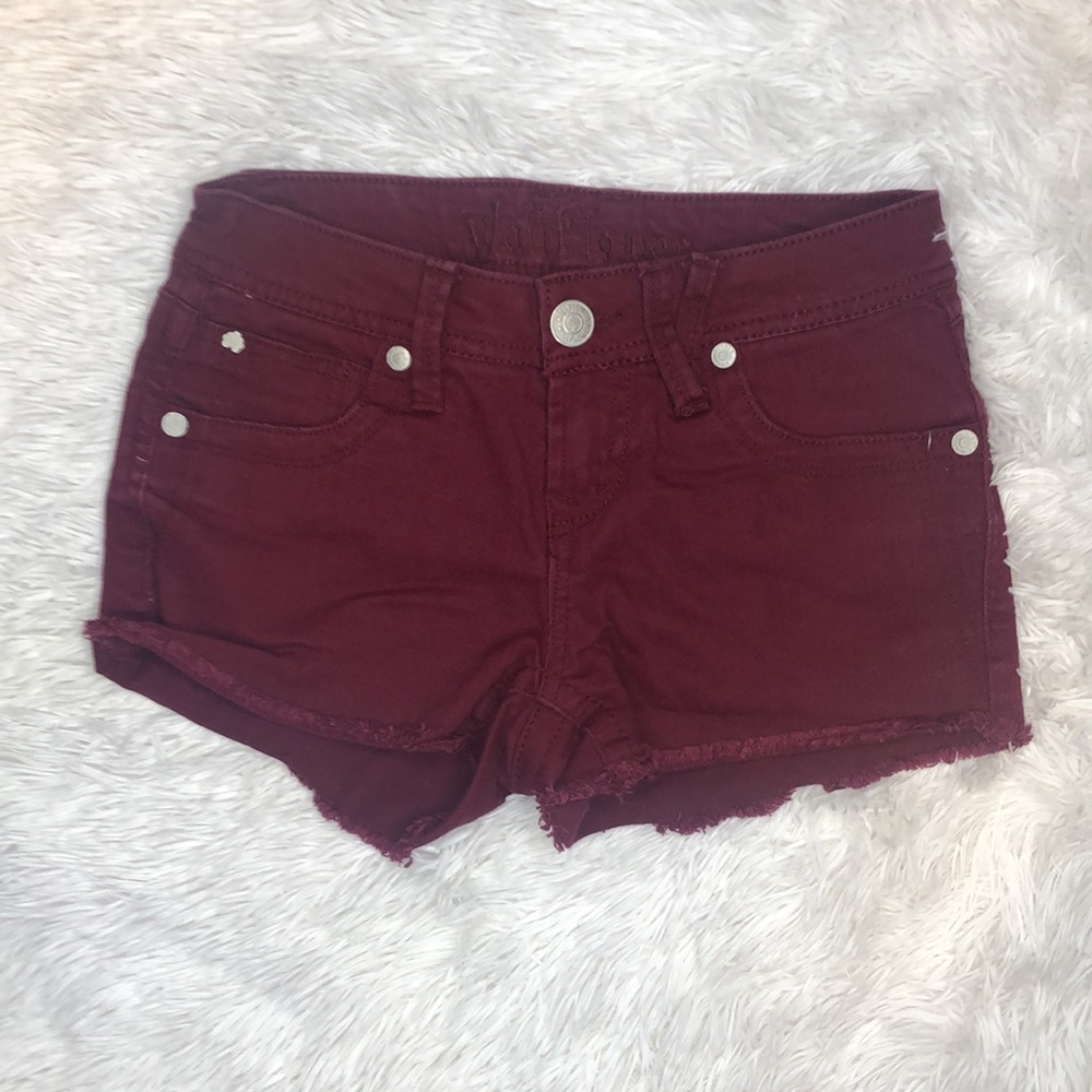 Wallflower frayed hem shorts